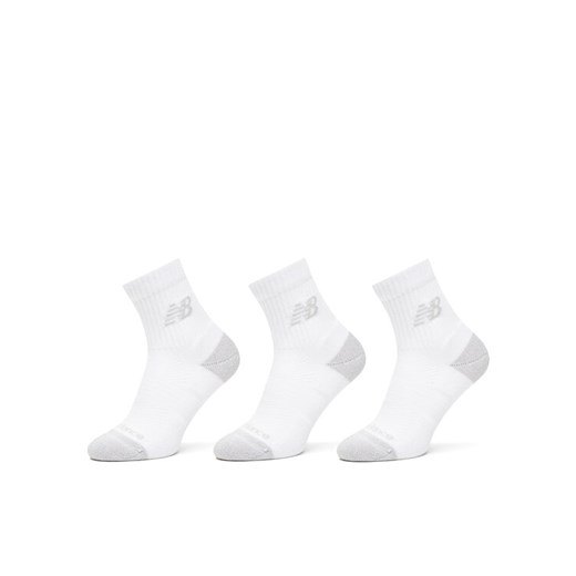 Skarpety długie New Balance Active Cushion Quarter Socks LAS35204WT Biały ze sklepu eobuwie.pl w kategorii Skarpetki męskie - zdjęcie 186371973