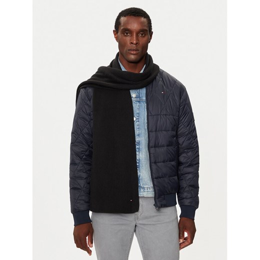 Szalik Tommy Hilfiger Flag AM0AM12847 Czarny ze sklepu eobuwie.pl w kategorii Szaliki i chusty damskie - zdjęcie 186387464