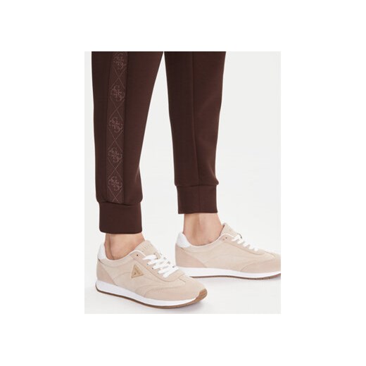 Guess Spodnie dresowe W5YB11 KBYE2 Brązowy Regular Fit Guess XXL MODIVO