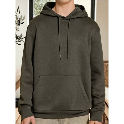Sinsay - Bluza hoodie basic - zielony - id: 2326O-71X - marki Sinsay - 186389114 Sinsay - Bluza hoodie basic - zielony ze sklepu Sinsay w kategorii Bluzy męskie - zdjęcie 186389114