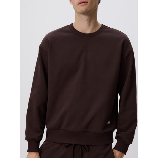 Reserved - Gładka bluza z bawełną - brązowy ze sklepu Reserved w kategorii Bluzy męskie - zdjęcie 186390431