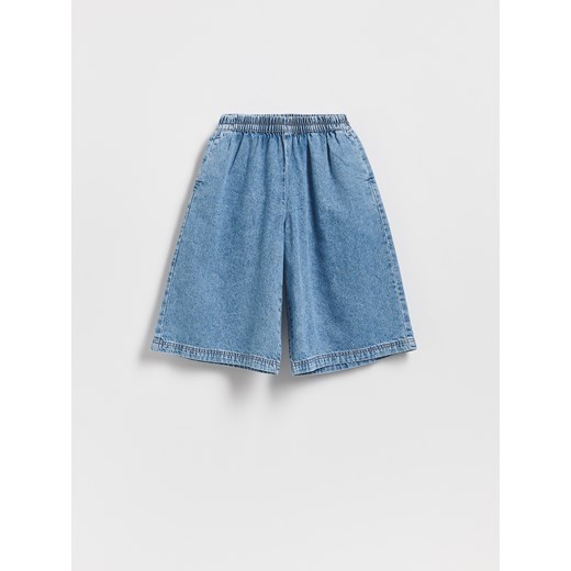 Reserved - Jeansowe bermudy - niebieski ze sklepu Reserved w kategorii Spodenki dziewczęce - zdjęcie 186401472