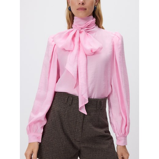 Reserved - Bluzka z wiązanym szalem - różowy ze sklepu Reserved w kategorii Bluzki damskie - zdjęcie 186405040