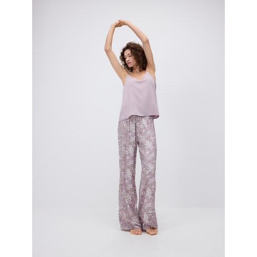Reserved - Dwuczęściowa piżama z wiskozy - pastelowy róż ze sklepu Reserved w kategorii Piżamy damskie - zdjęcie 186409171