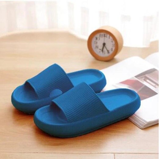 Kapcie domowe na platformie - Niebieski 34-35 ze sklepu Intimica.pl w kategorii Kapcie damskie - zdjęcie 186418252