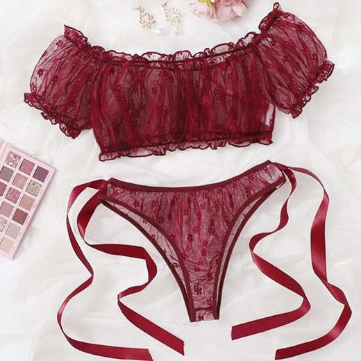 Komplet koronkowej bielizny z ozdobną wstążką - Bordowy S ze sklepu Intimica.pl w kategorii Komplety bielizny damskiej - zdjęcie 186419324