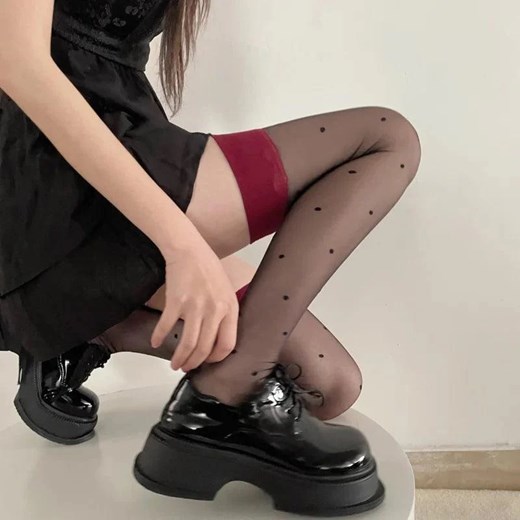 Pończochy w kropki - Czarny Uniwersalny ze sklepu Intimica.pl w kategorii Pończochy - zdjęcie 186421860