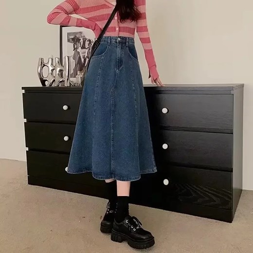 Spódnica jeansowa midi - Niebieski S ze sklepu Intimica.pl w kategorii Spódnice - zdjęcie 186423533