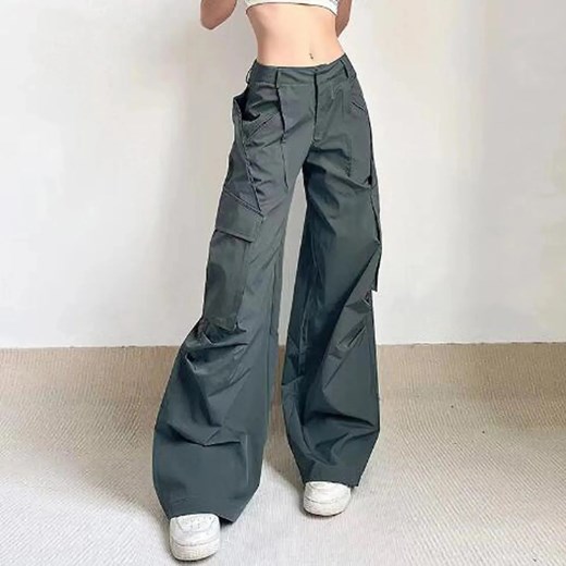 Spodnie damskie spadochronowe solo oversize cargo - S ze sklepu Intimica.pl w kategorii Spodnie damskie - zdjęcie 186423753