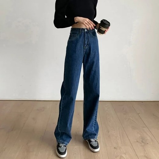 Spodnie jeansowe damskie z prostą nogawką - Ciemnoniebieski S ze sklepu Intimica.pl w kategorii Jeansy damskie - zdjęcie 186423810