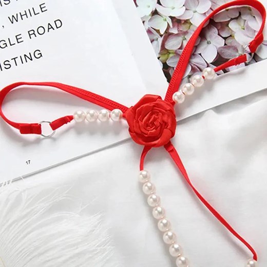 Stringi ozdobne z różą - Czerwony ze sklepu Intimica.pl w kategorii Majtki damskie - zdjęcie 186424034