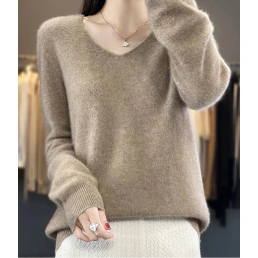 Wełniany klasyczny sweterek - Brązowy M ze sklepu Intimica.pl w kategorii Swetry damskie - zdjęcie 186425311
