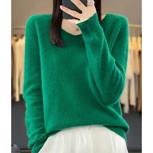 Wełniany klasyczny sweterek - Zielony M ze sklepu Intimica.pl w kategorii Swetry damskie - zdjęcie 186425324