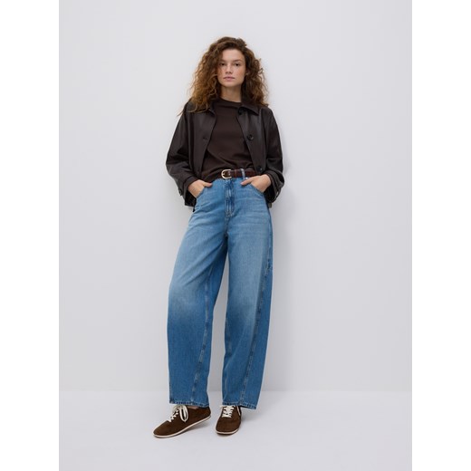 Reserved - Jeansy barrel leg - niebieski ze sklepu Reserved w kategorii Jeansy damskie - zdjęcie 186431033