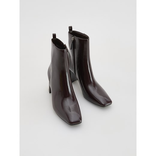 Reserved - Botki na obcasie - mahoniowy Reserved 36 Reserved