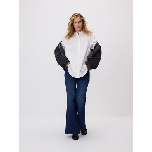 Reserved - Jeansy flare z wysokim stanem - granatowy ze sklepu Reserved w kategorii Jeansy damskie - zdjęcie 186435572
