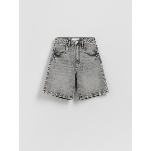 Reserved - Jeansowe bermudy - jasnoszary ze sklepu Reserved w kategorii Spodenki dziewczęce - zdjęcie 186435791