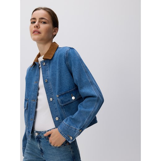 Reserved - Jeansowa kurtka z kontrastowym kołnierzykiem - niebieski ze sklepu Reserved w kategorii Kurtki damskie - zdjęcie 186436151