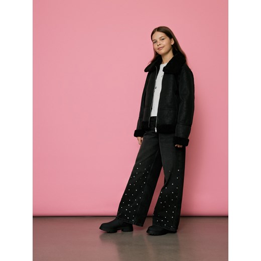 Reserved - Jeansy wide leg z aplikacją - czarny ze sklepu Reserved w kategorii Spodnie dziewczęce - zdjęcie 186436442