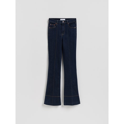 Reserved - Jeansy flare z przeszyciem - granatowy ze sklepu Reserved w kategorii Jeansy damskie - zdjęcie 186439750