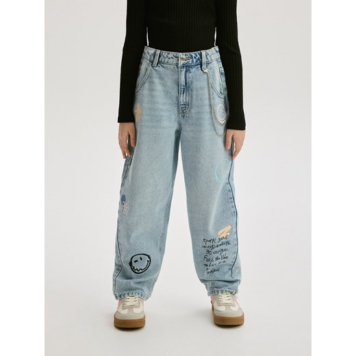 Reserved - Jeansy skater z nadrukiem SmileyWorld® - niebieski ze sklepu Reserved w kategorii Spodnie dziewczęce - zdjęcie 186443651
