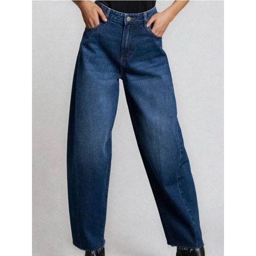 Sinsay - Jeansy balloon - granatowy ze sklepu Sinsay w kategorii Jeansy damskie - zdjęcie 186447413