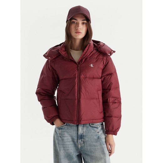 Calvin Klein Jeans Kurtka puchowa Essential LV047D501G Bordowy Relaxed Fit ze sklepu MODIVO w kategorii Kurtki damskie - zdjęcie 186450460