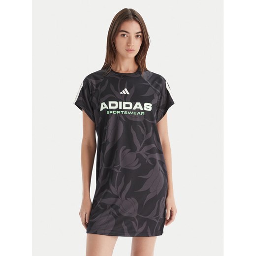 adidas Sukienka codzienna Tiro x Common Goal Graphic JL7638 Czarny Loose Fit ze sklepu MODIVO w kategorii Sukienki - zdjęcie 186450670