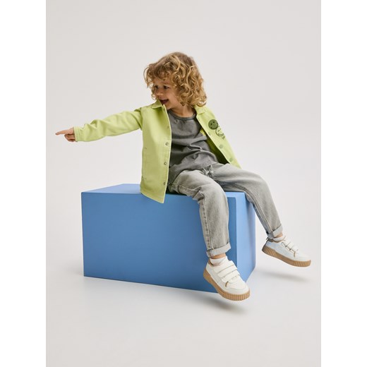 Reserved - Jeansy Carrot - jasnoszary Reserved 104 (3-4 lata) promocyjna cena Reserved