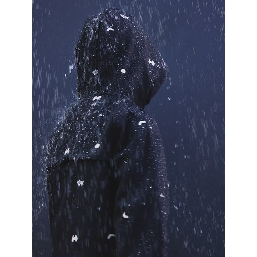 Reserved - Wodoodporna kurtka z kapturem - ciemnoszary ze sklepu Reserved w kategorii Kurtki chłopięce - zdjęcie 186453202