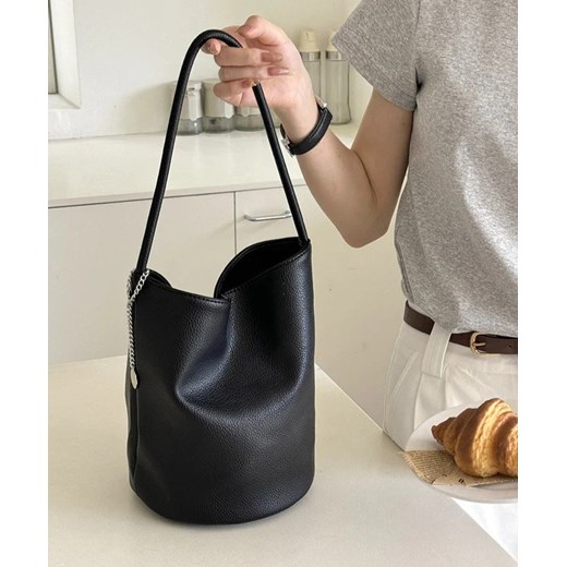 Mała torba tuba - Czarny ze sklepu Intimica.pl w kategorii Torby Shopper bag - zdjęcie 186455942