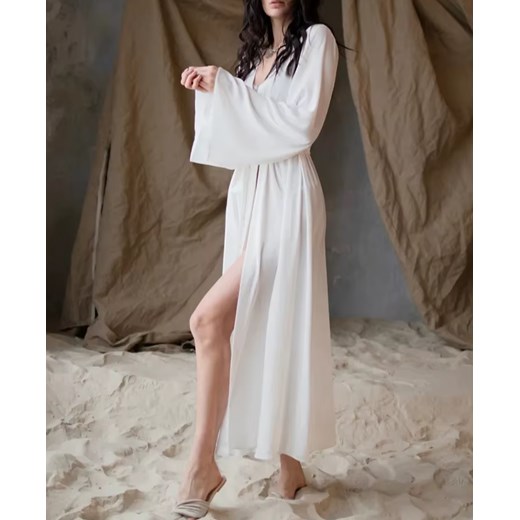 Satynowy szlafrok damski z długimi rękawami - Biały XS ze sklepu Intimica.pl w kategorii Szlafroki damskie - zdjęcie 186456322
