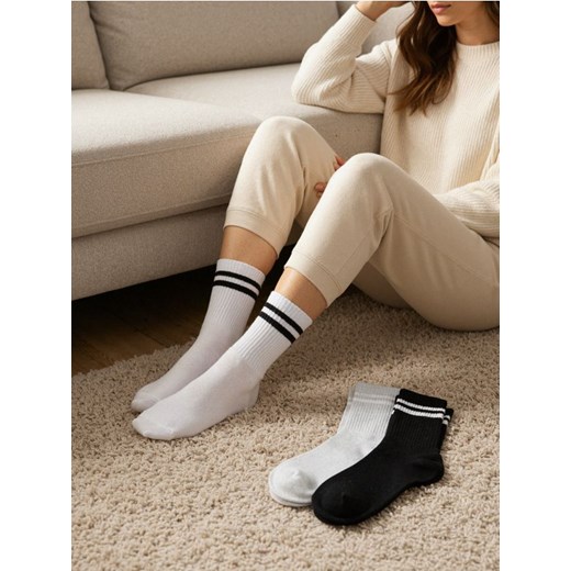 Sinsay - Prązkowane skarpetki 3 pack - wielobarwny ze sklepu Sinsay w kategorii Skarpetki damskie - zdjęcie 186472011