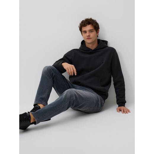 Reserved - Jeansy slim fit z efektem sprania - granatowy ze sklepu Reserved w kategorii Jeansy męskie - zdjęcie 186487193