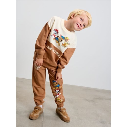 Sinsay - Spodnie jogger PAW Patrol - brązowy - id: 290FC-84X - marki Sinsay - 186495474 Sinsay - Spodnie jogger PAW Patrol - brązowy ze sklepu Sinsay w kategorii Spodnie chłopięce - zdjęcie 186495474