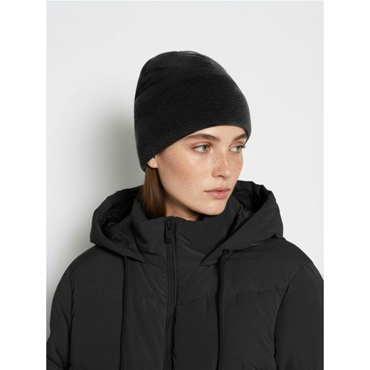 Sinsay - Czapka beanie z wiskozą - czarny ze sklepu Sinsay w kategorii Czapki zimowe damskie - zdjęcie 186497112