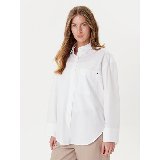 Tommy Hilfiger Koszula New Easy WW0WW45892 Biały Relaxed Fit ze sklepu MODIVO w kategorii Koszule damskie - zdjęcie 186498650