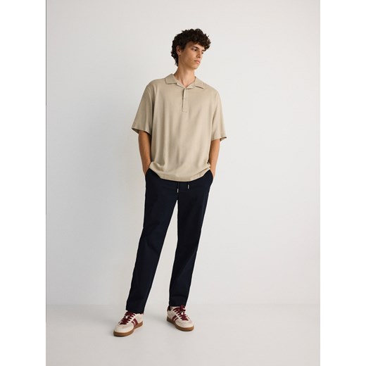 Reserved - Spodnie jogger regular - granatowy ze sklepu Reserved w kategorii Spodnie męskie - zdjęcie 186511891