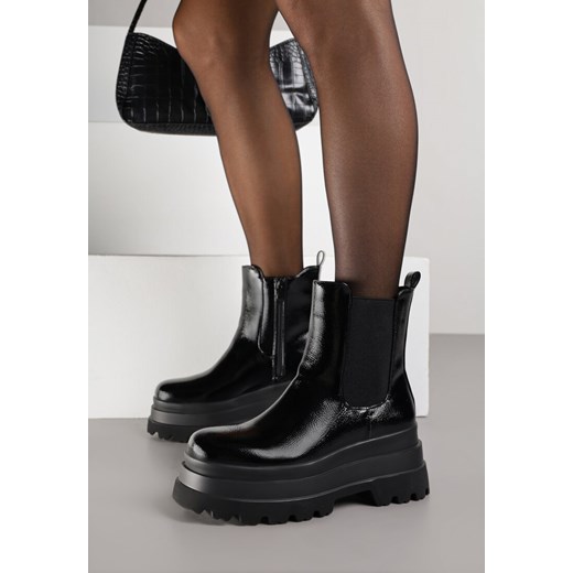 Czarne Lakierowane Botki Typu Sztyblety na Grubej Podeszwie Tevalma 36 born2be.pl