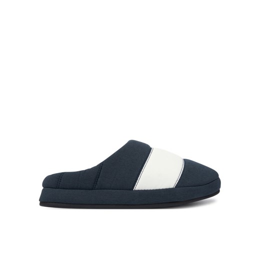 Tommy Hilfiger Kapcie Flag House FM0FM05613 Granatowy ze sklepu MODIVO w kategorii Kapcie męskie - zdjęcie 186521830