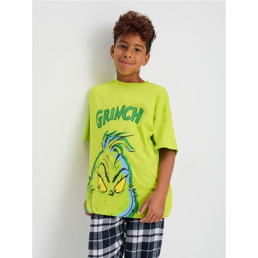 Sinsay - Koszulka oversize Grinch - zielony - id: 721GJ-71X - marki Sinsay - 186524373 Sinsay - Koszulka oversize Grinch - zielony ze sklepu Sinsay w kategorii T-shirty chłopięce - zdjęcie 186524373