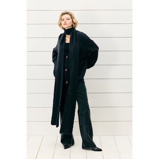 SZALIK ELLIS BLACK - id: 7811 - marki Jemiol - 186536401 SZALIK ELLIS BLACK ze sklepu Jemiol w kategorii Szaliki i chusty damskie - zdjęcie 186536401