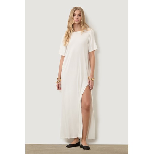 SUKIENKA T-SHIRT V WHITE ze sklepu Jemiol w kategorii Sukienki - zdjęcie 186537792