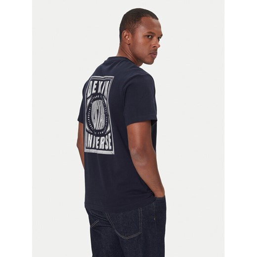 Mustang T-Shirt Akron 1016869 Granatowy Relaxed Fit ze sklepu MODIVO w kategorii T-shirty męskie - zdjęcie 186541391