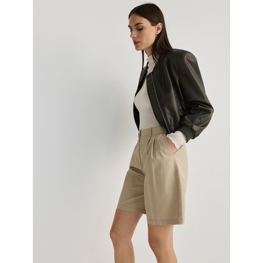 Reserved - Szorty z kantem - beżowy ze sklepu Reserved w kategorii Szorty - zdjęcie 186544483