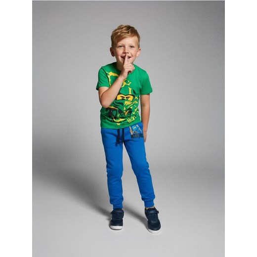 Sinsay - Spodnie jogger z nadrukiem Lego Ninjago - niebieski - id: 601FF-95X - marki Sinsay - 186558024 Sinsay - Spodnie jogger z nadrukiem Lego Ninjago - niebieski ze sklepu Sinsay w kategorii Spodnie chłopięce - zdjęcie 186558024