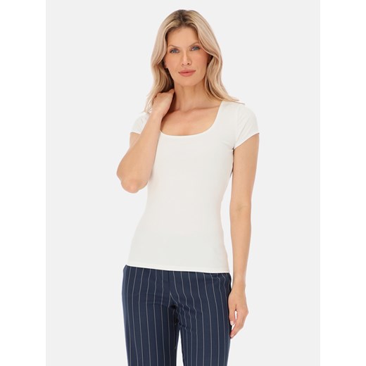 Biały t-shirt damski basic z dekoltem w karo Potis & Verso Wella ze sklepu Eye For Fashion w kategorii Bluzki damskie - zdjęcie 186565150
