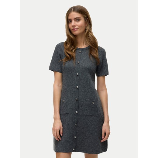Vero Moda Sukienka dzianinowa Johanna 10333908 Szary Standard Fit ze sklepu MODIVO w kategorii Sukienki - zdjęcie 186567300