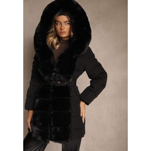 Czarna Kurtka z Pikowanymi Przeszyciami Paskiem Kapturem i Futerkiem Oleila Renee L renee.pl