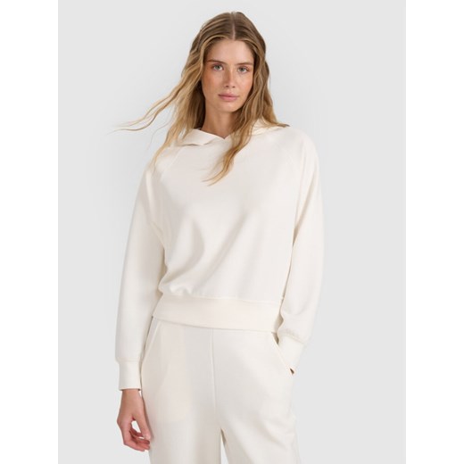 Damska bluza dresowa nierozpinana z kapturem 4F 4FWAW25TSWSF1834 - biała ze sklepu Sportstylestory.com w kategorii Bluzy damskie - zdjęcie 186579940